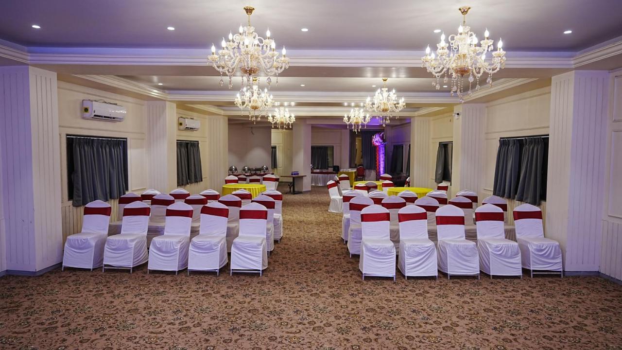 L P Regency, Pune Zewnętrze zdjęcie