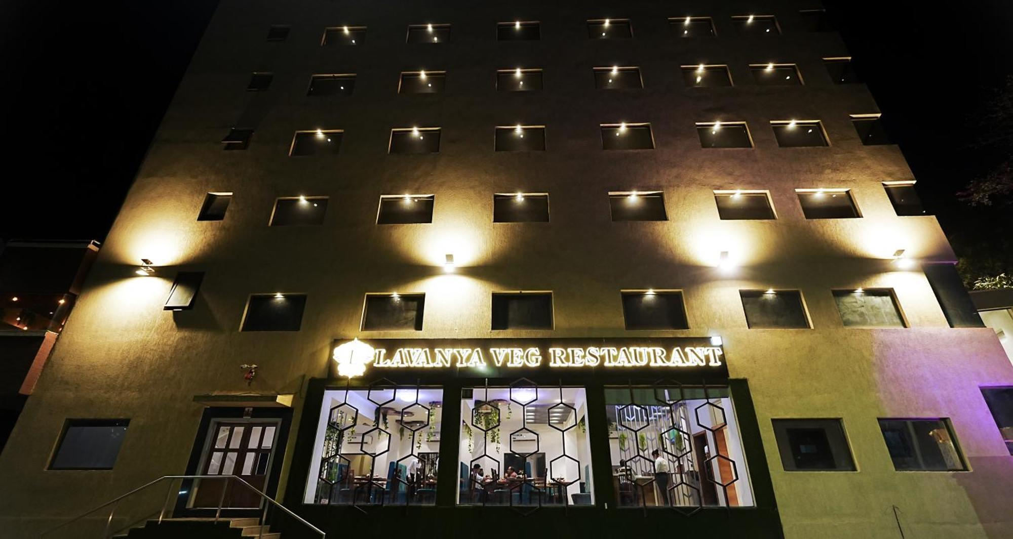 L P Regency, Pune Zewnętrze zdjęcie