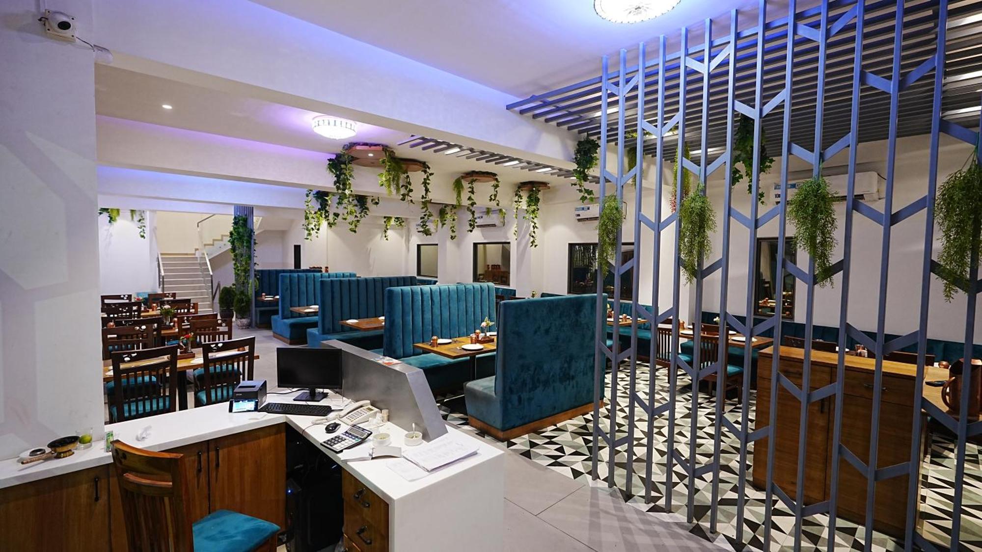 L P Regency, Pune Zewnętrze zdjęcie